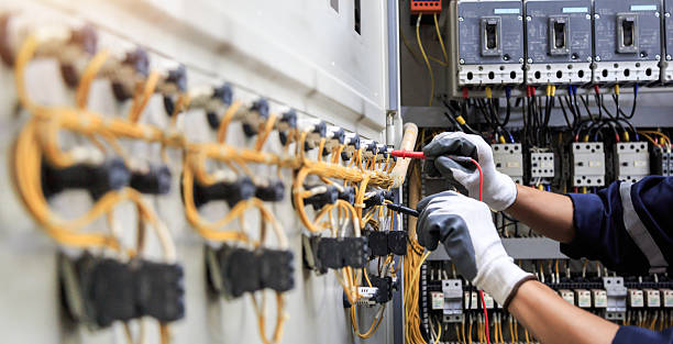 Professional Electrician technician working in Española, NM